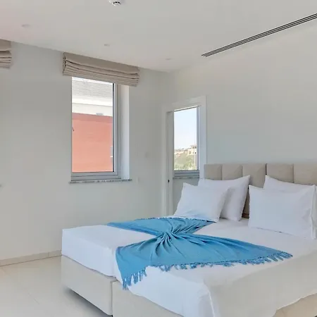 Вилла Sea Pearl Seaview - Oriana